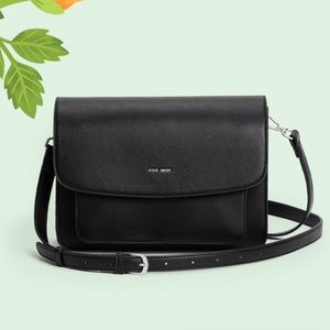 Pixie Mood Zoe Crossbody - Black (NWT)